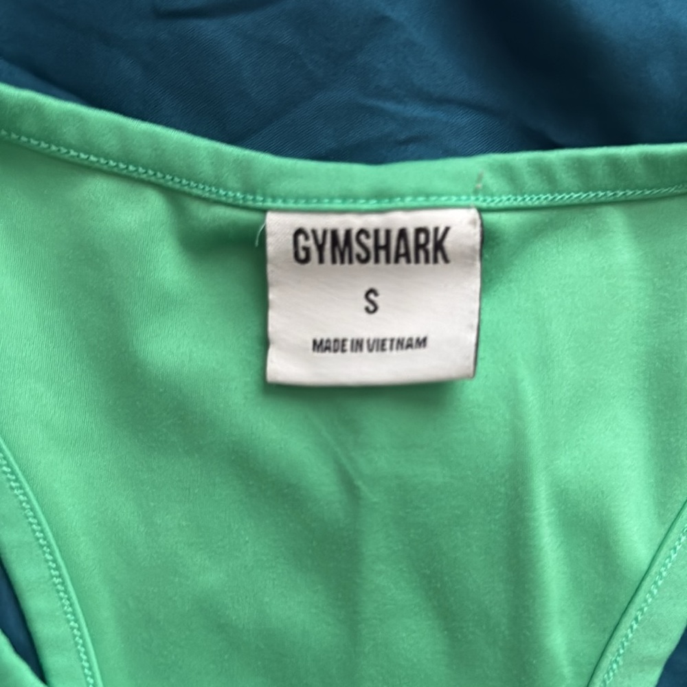 Gymshark cropped tank top - Picture 3 of 4